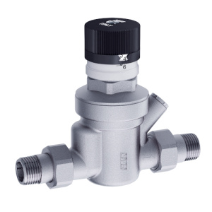 FAR FA 2878 12  Редуктор 1/2", НР-НР, с визуализацией давления, под манометр, хромированный