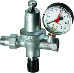 FAR FA 2110 12  Редуктор автоматический 1/2", с манометром, 0-6 бар,