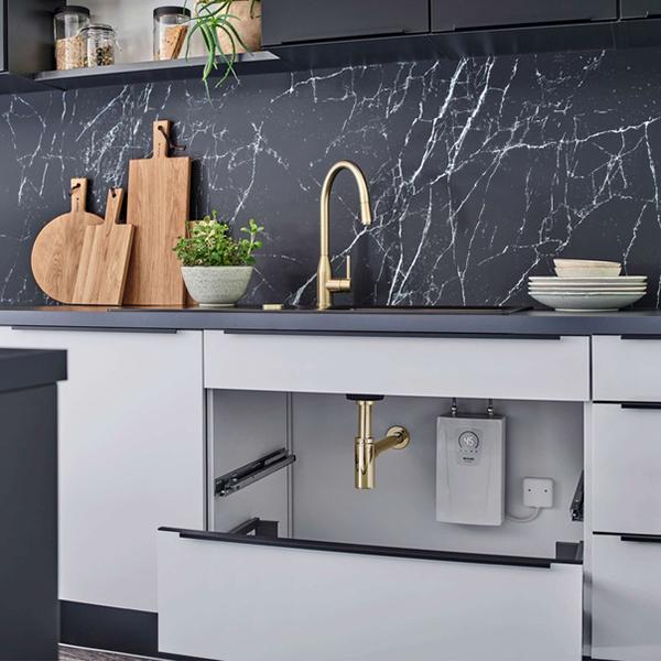 CLAGE 2400-26449 CEX 9 U Проточный водонагреватель E-compact 220В 1/2" : 6,0 / 8,0 квт